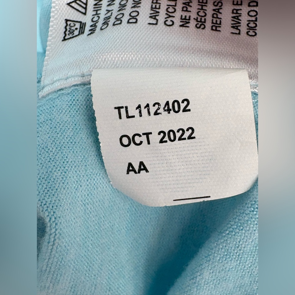 GREG NORMAN Golf Shirt Light Blue Quarter-Zip Pullover Women’s Large - Picture 8 of 8